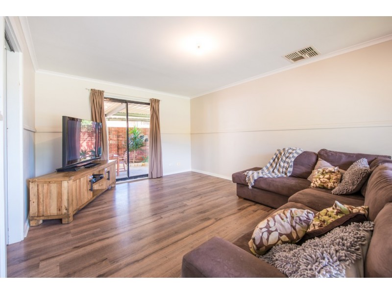 33 Marston Drive, Morphett Vale SA 5162