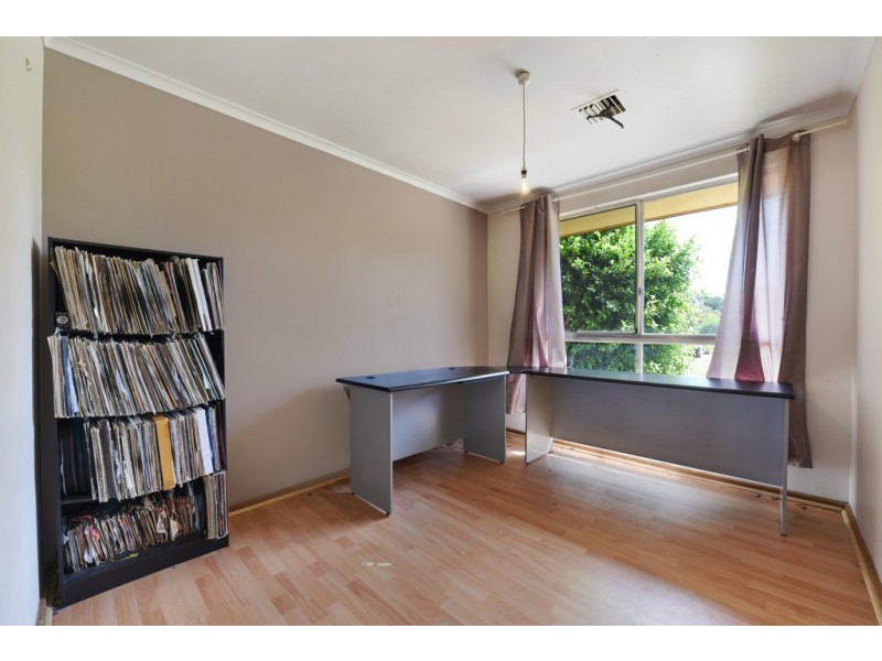 33 Marston Drive, Morphett Vale SA 5162