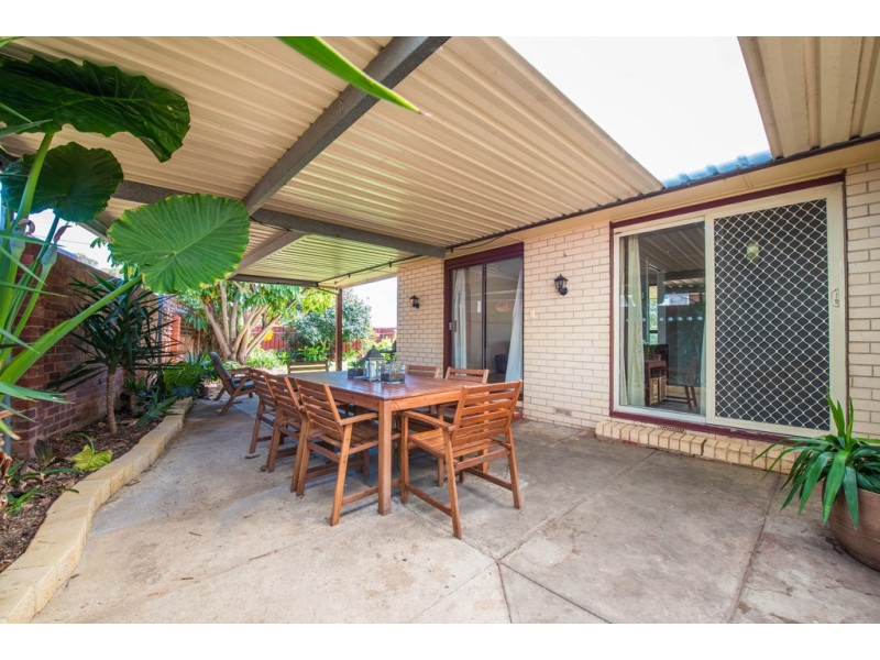 33 Marston Drive, Morphett Vale SA 5162