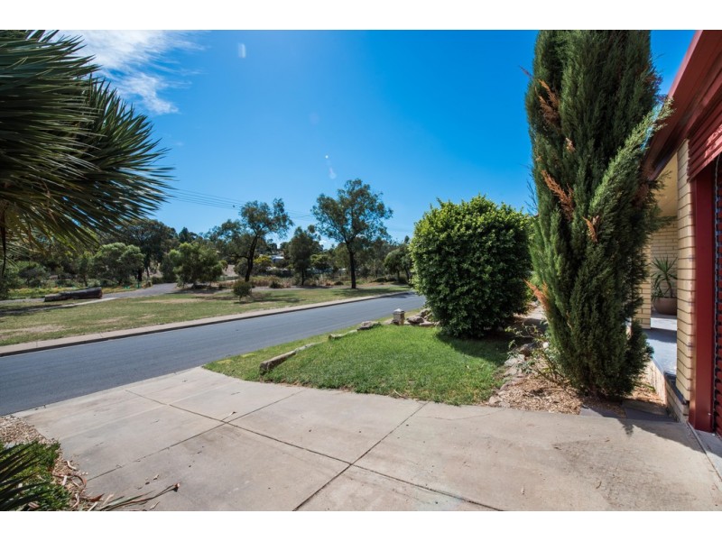 33 Marston Drive, Morphett Vale SA 5162