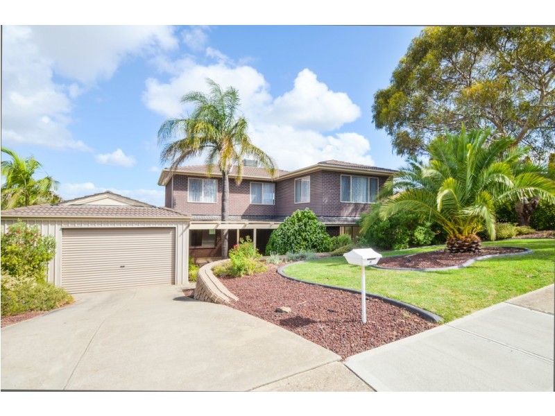 6 Coburn Court, Trott Park SA 5158