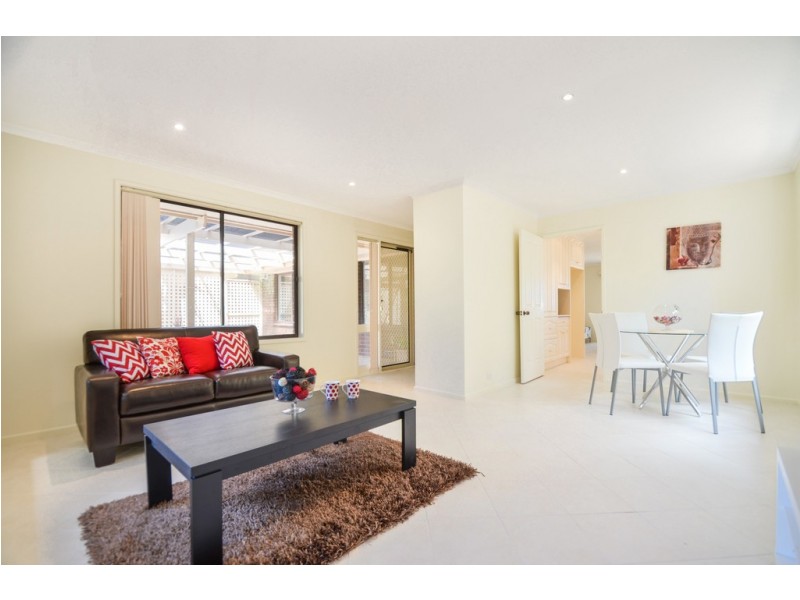 6 Coburn Court, Trott Park SA 5158