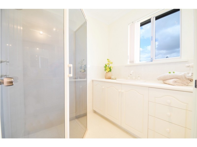 6 Coburn Court, Trott Park SA 5158
