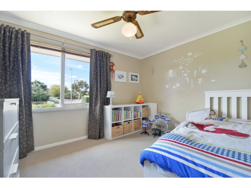 14 Protector Street, O’sullivan Beach SA 5166