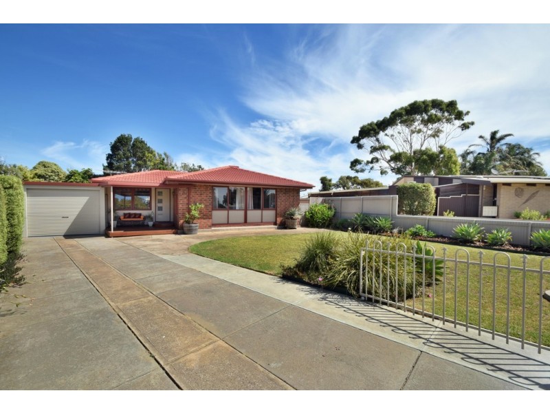14 Protector Street, O’sullivan Beach SA 5166