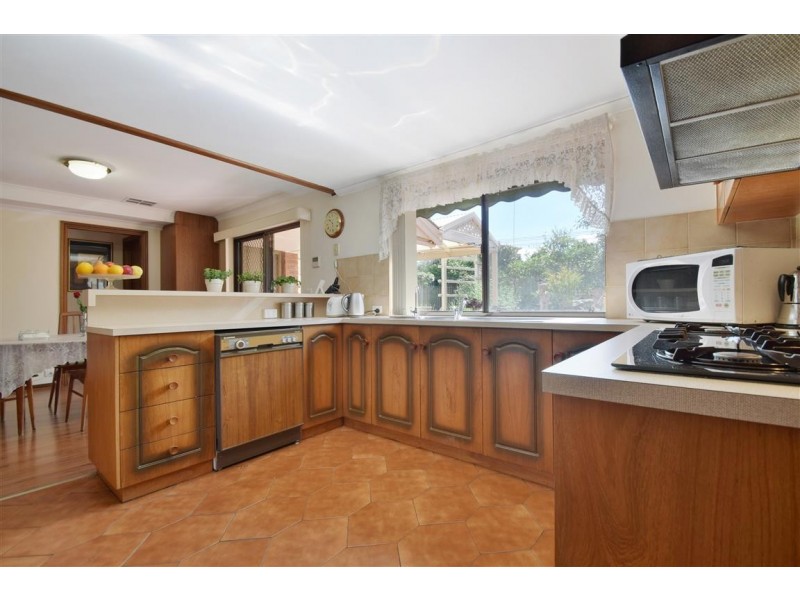 6 Fairhill Street, Hallett Cove SA 5158