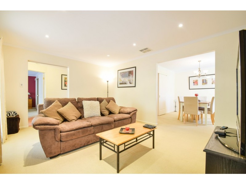 5 Corsair Close, Seaford Rise SA 5169