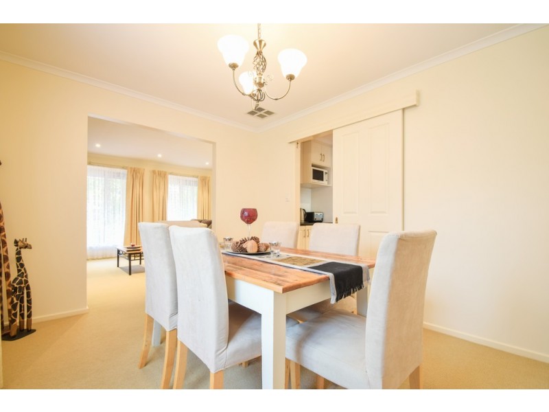 5 Corsair Close, Seaford Rise SA 5169