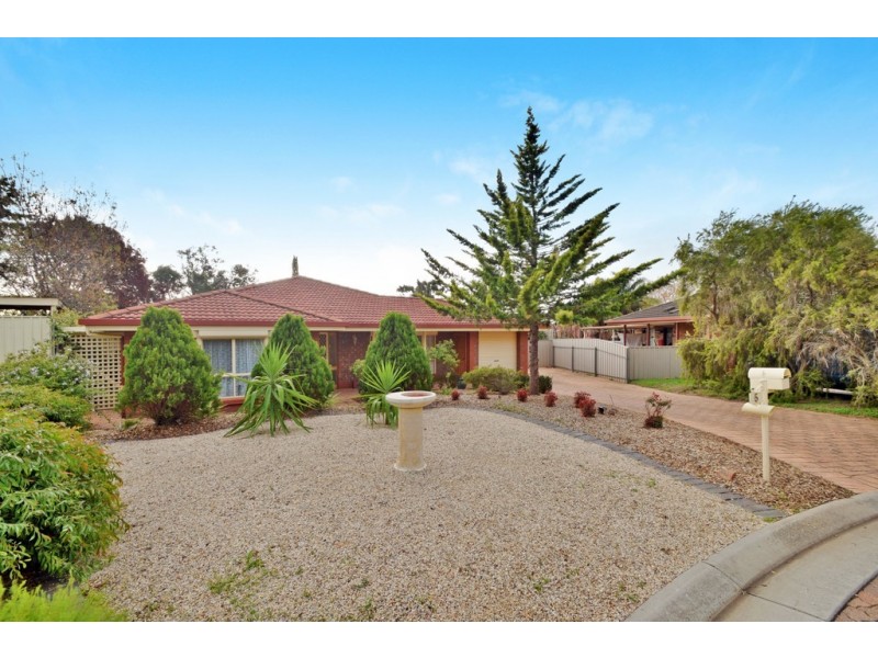 5 Corsair Close, Seaford Rise SA 5169