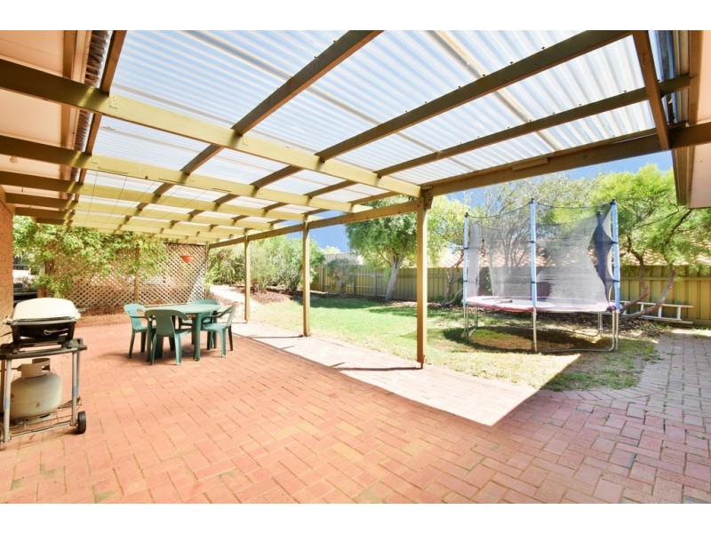 39 Woodswallow Drive, Happy Valley SA 5159