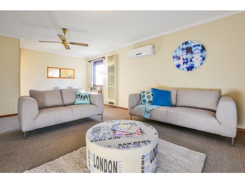 8 Regency Road, Happy Valley SA 5159