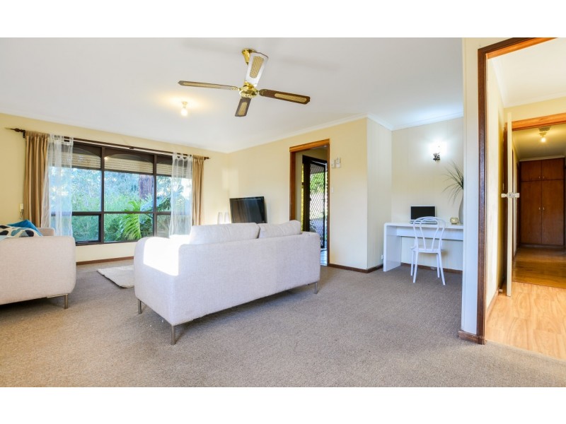 8 Regency Road, Happy Valley SA 5159