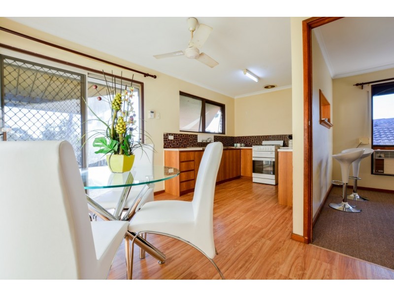 8 Regency Road, Happy Valley SA 5159