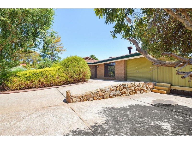 3 Simpson Court, Morphett Vale SA 5162
