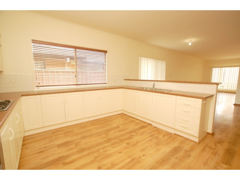 55 Grand Boulevard, Seaford Rise SA 5169