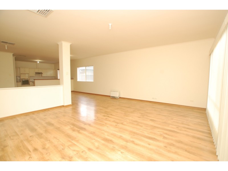 55 Grand Boulevard, Seaford Rise SA 5169