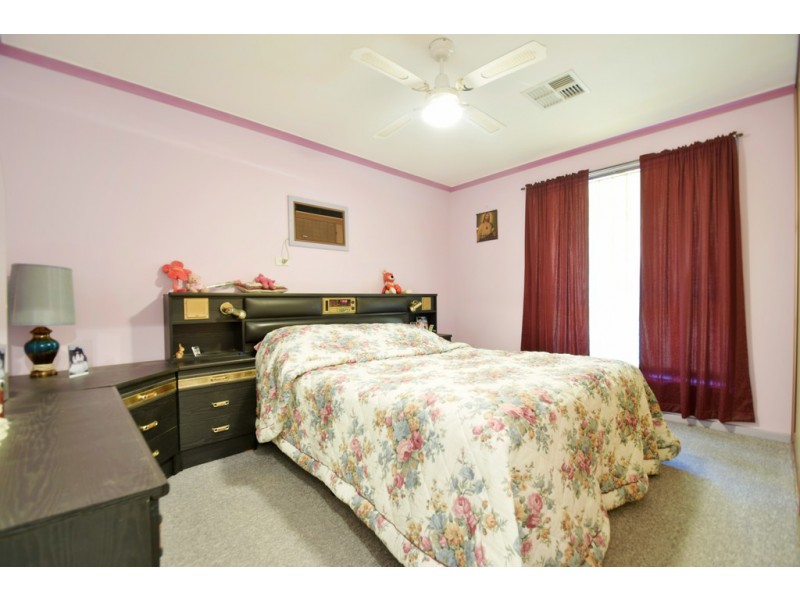 62 French Crescent, Trott Park SA 5158