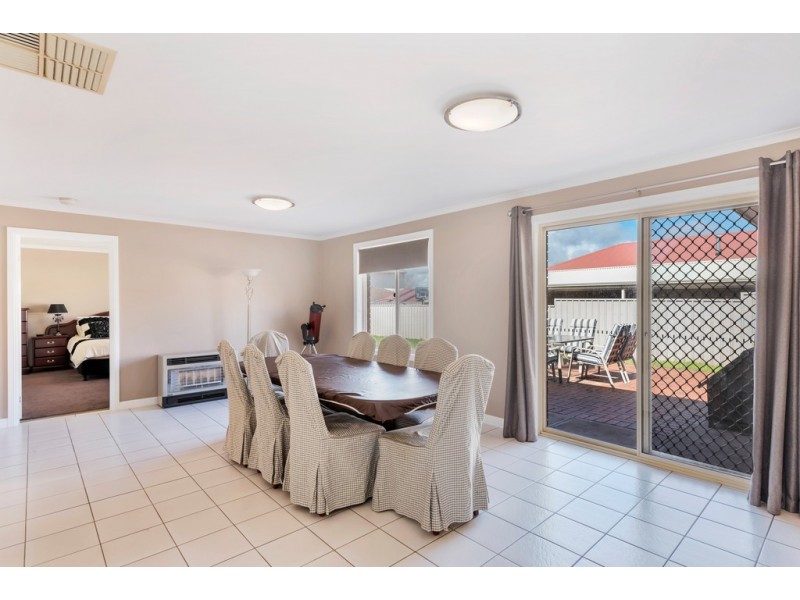 19 Bathbank Crescent, Sheidow Park SA 5158