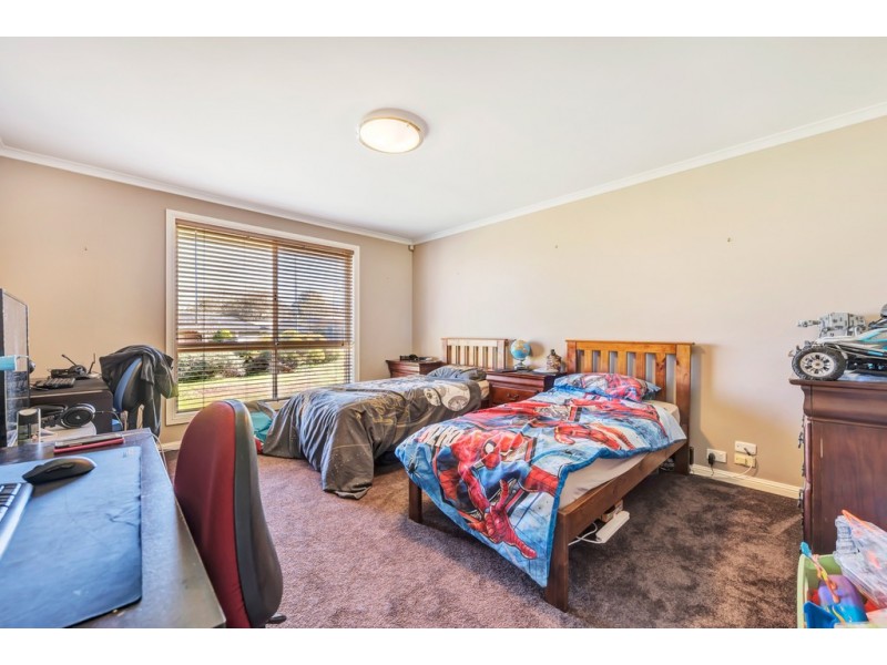 19 Bathbank Crescent, Sheidow Park SA 5158