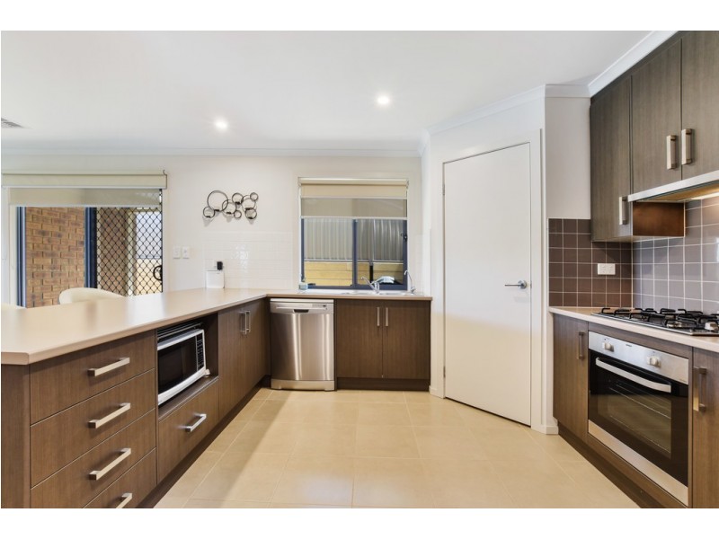 6 Locomotive Drive, Sheidow Park SA 5158