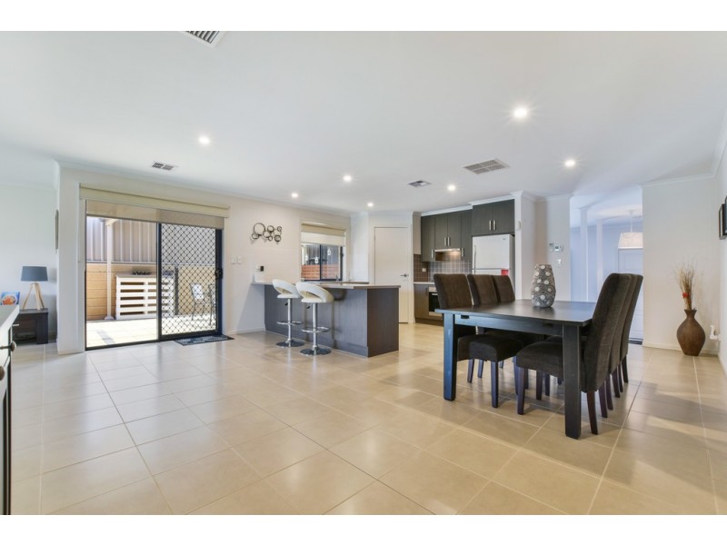 6 Locomotive Drive, Sheidow Park SA 5158