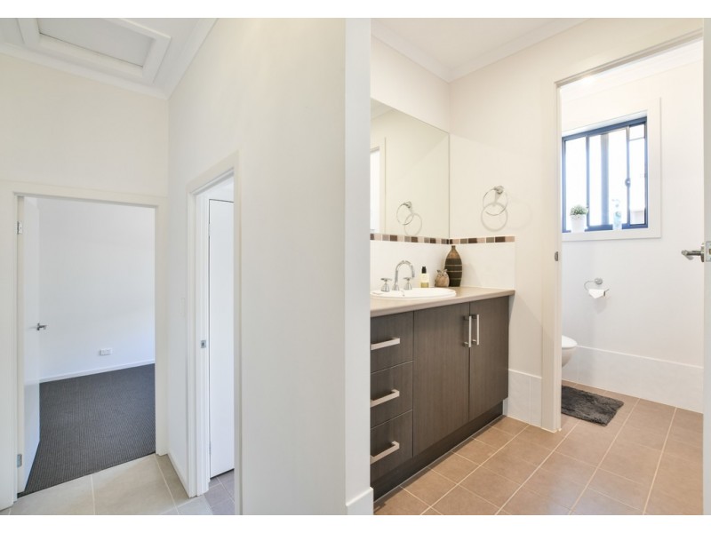 6 Locomotive Drive, Sheidow Park SA 5158