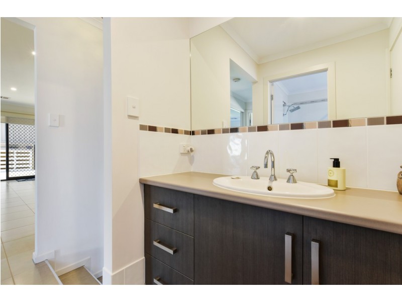 6 Locomotive Drive, Sheidow Park SA 5158