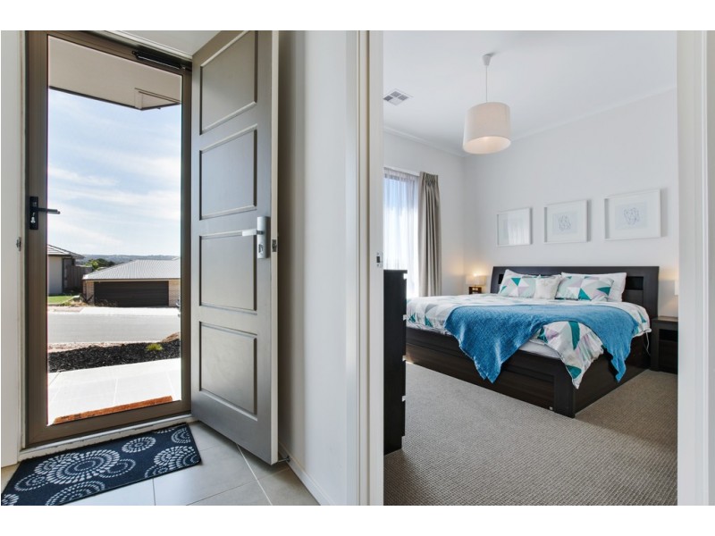 6 Locomotive Drive, Sheidow Park SA 5158