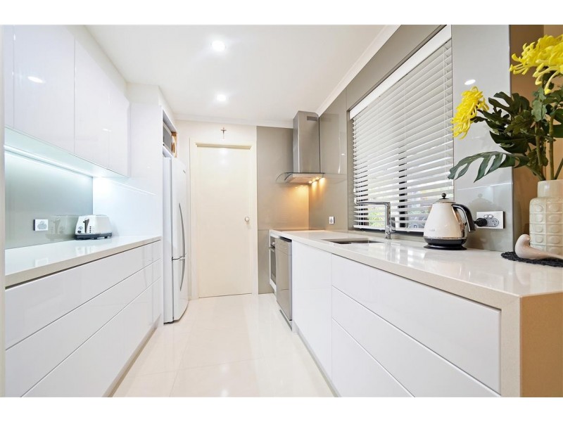 22 Potter Drive, Woodcroft SA 5162