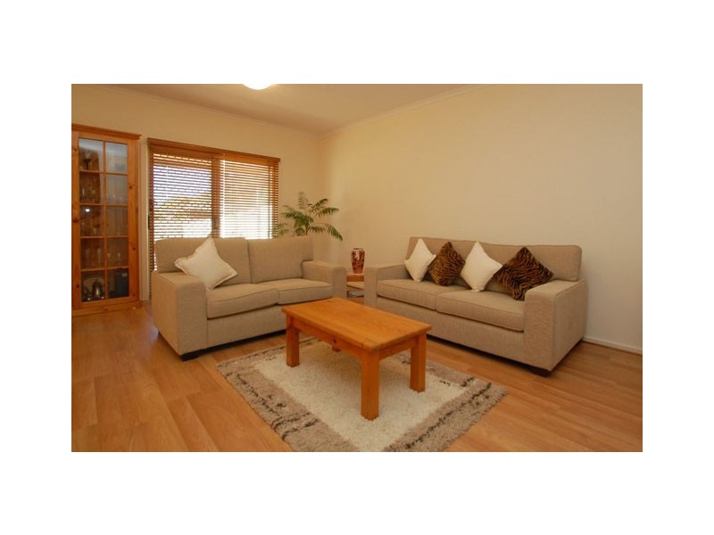 9 Eurunderee Avenue, Seacombe Gardens SA 5047