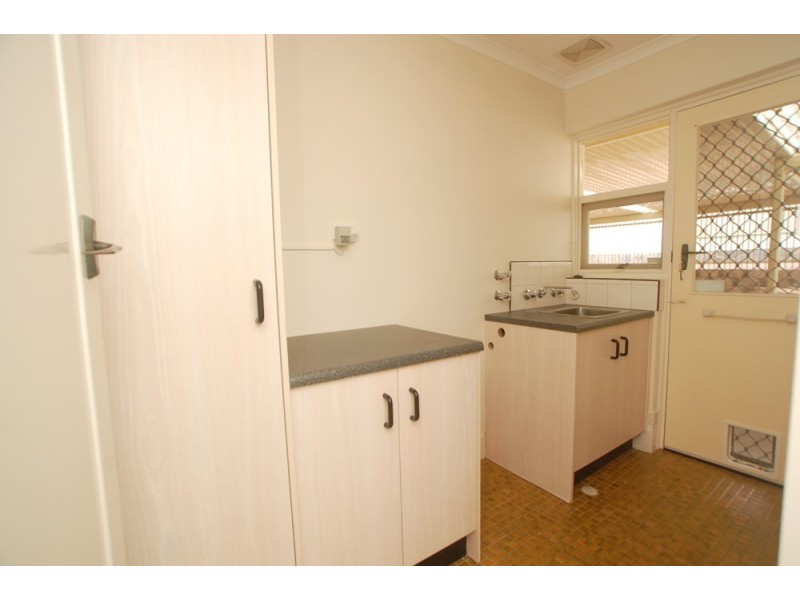 43 Tripoli Road, Happy Valley SA 5159