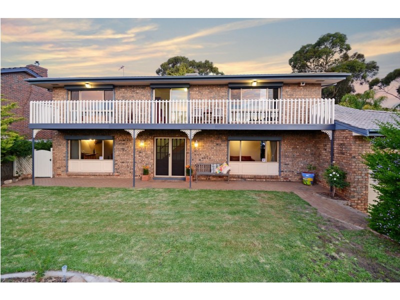90 Broadmeadow Drive, Flagstaff Hill SA 5159