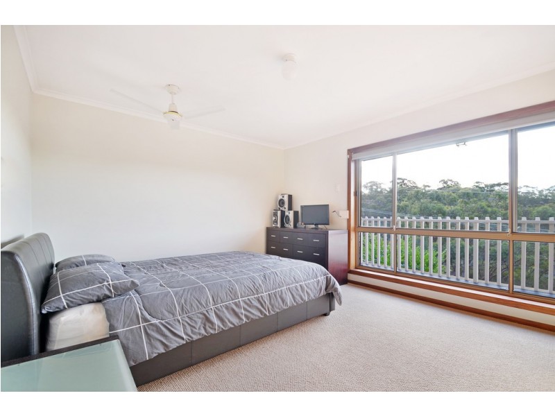 90 Broadmeadow Drive, Flagstaff Hill SA 5159