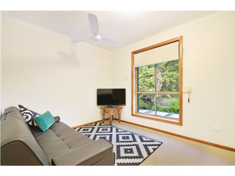 90 Broadmeadow Drive, Flagstaff Hill SA 5159