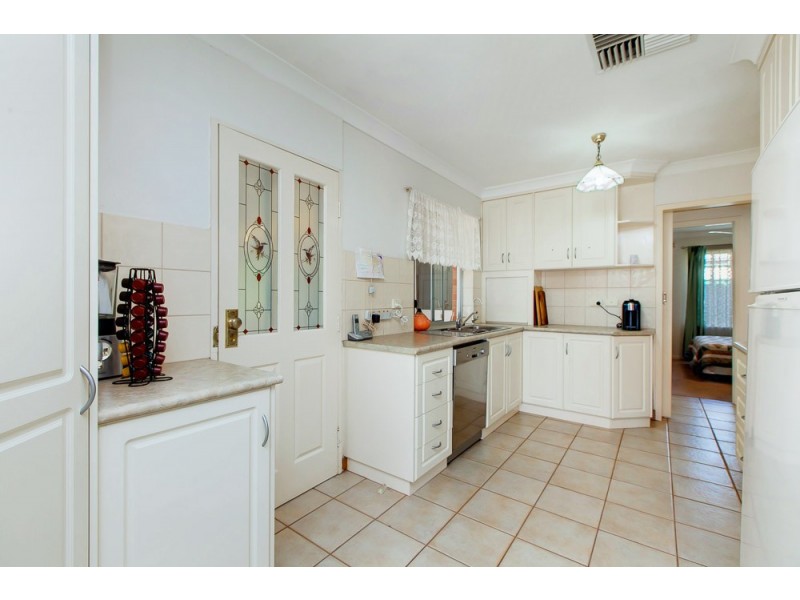 23 Paterson Drive, Hackham SA 5163