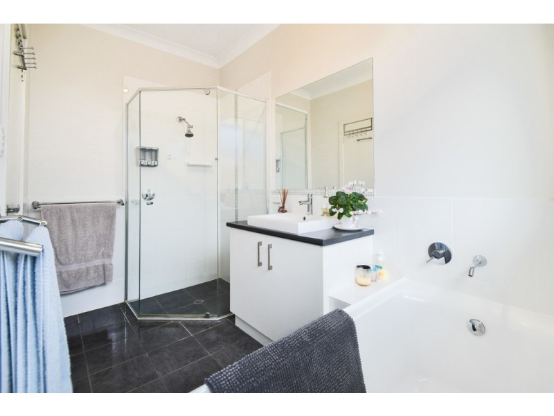 8 Yarr Crescent, Seaford Meadows SA 5169