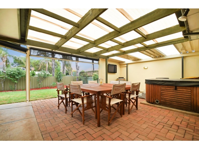 2 Cohen Court, Clovelly Park SA 5042