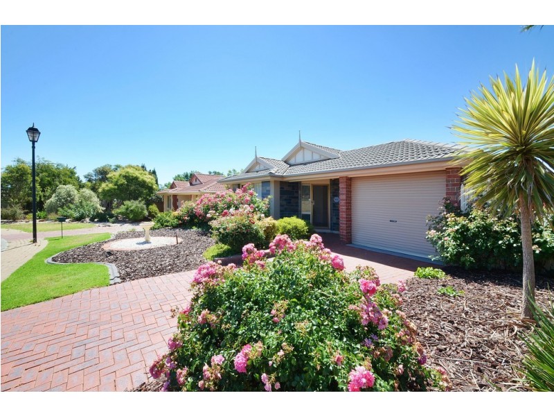 2 Paxton Mews, Onkaparinga Hills SA 5163