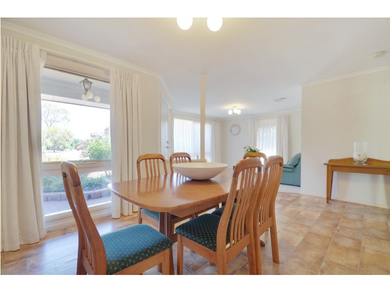 2 Paxton Mews, Onkaparinga Hills SA 5163