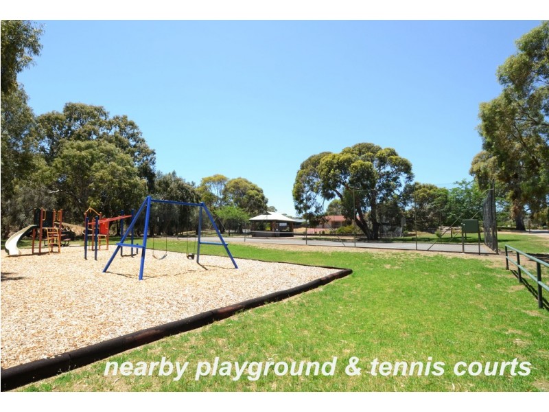2 Paxton Mews, Onkaparinga Hills SA 5163