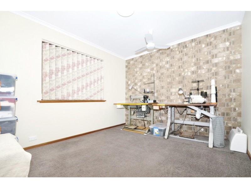 18 Bounty Street, Moana SA 5169