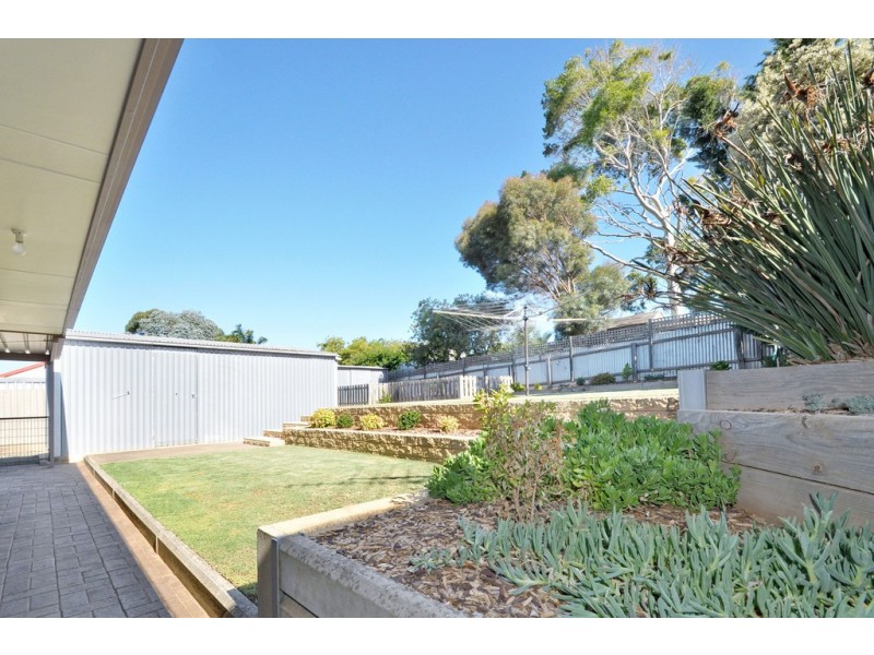 18 Bounty Street, Moana SA 5169