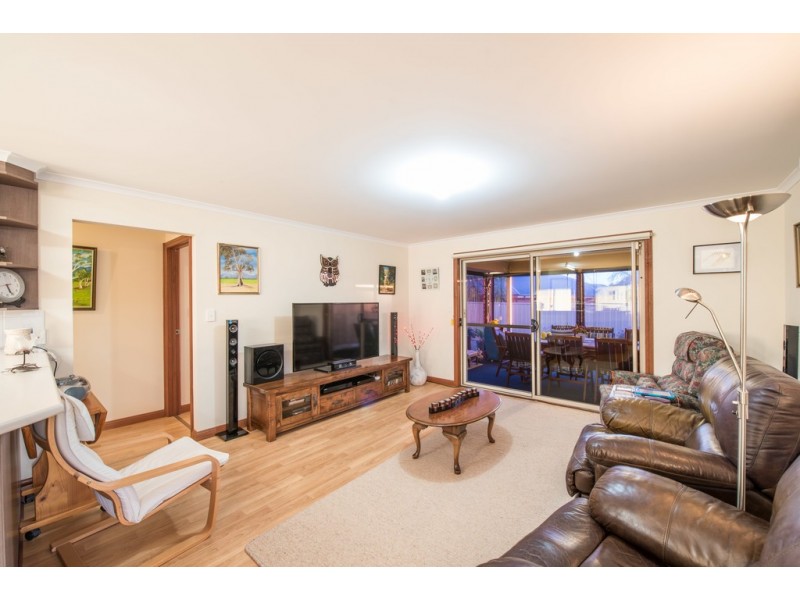 16 Halcyon Circuit, Aldinga Beach SA 5173