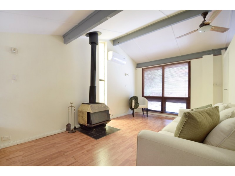 11 Glencoe Road, Reynella East SA 5161