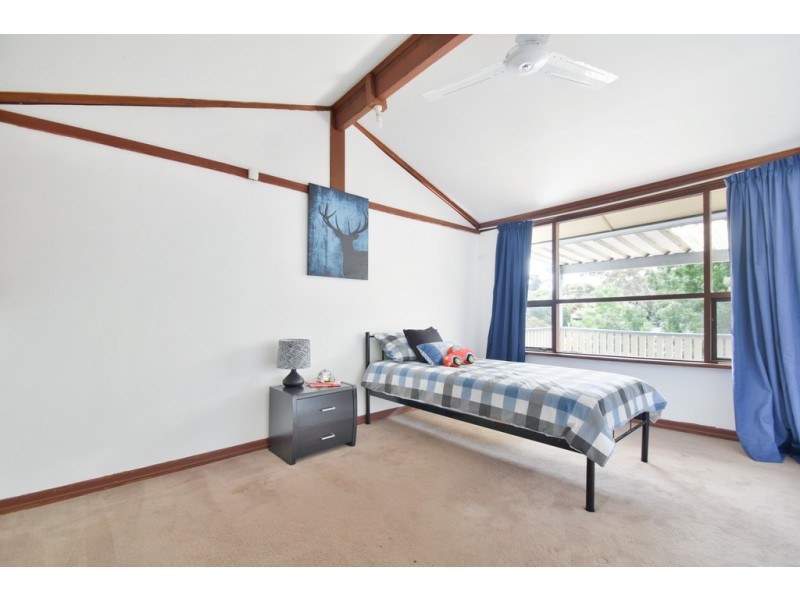 11 Glencoe Road, Reynella East SA 5161