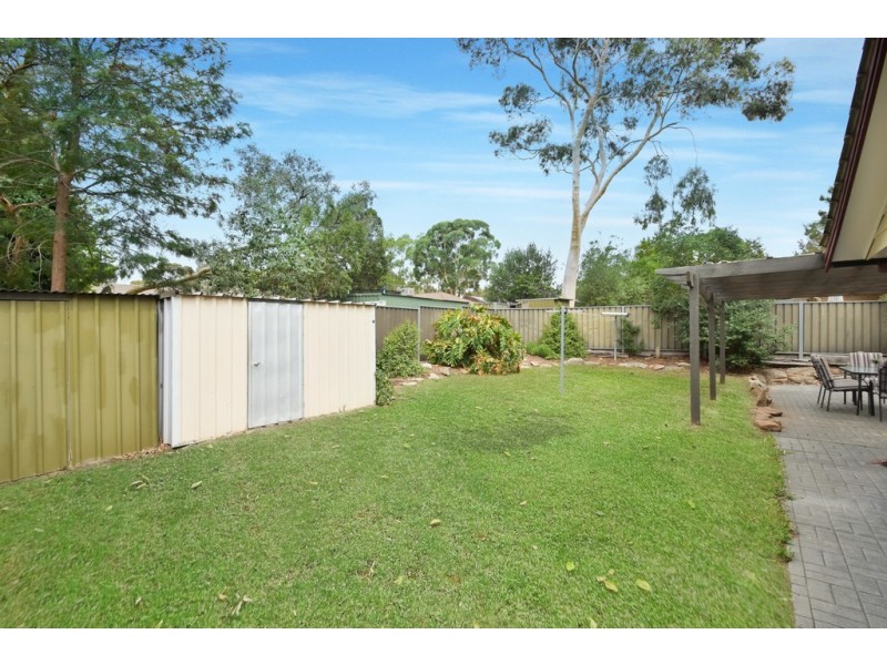 25 Barrdickson Crescent, Happy Valley SA 5159