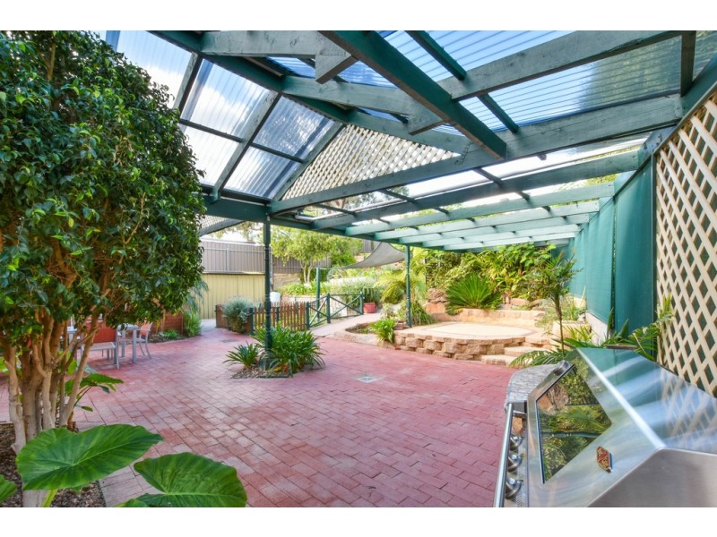 3 Caspian Court, Woodcroft SA 5162