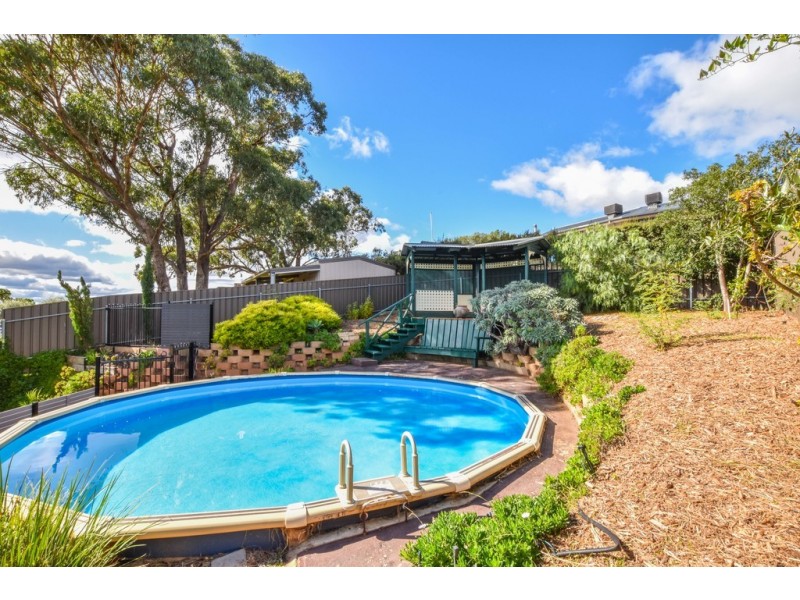 3 Caspian Court, Woodcroft SA 5162