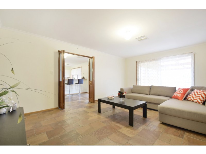 16 Buttercup Grove, Morphett Vale SA 5162