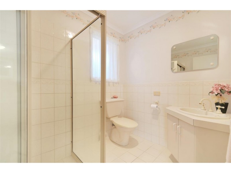 6 Horseshoe Drive, Woodcroft SA 5162